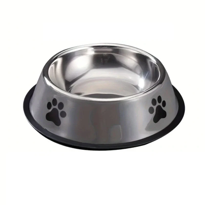Detalle de la superficie lisa del cuenco de acero inoxidable para perro