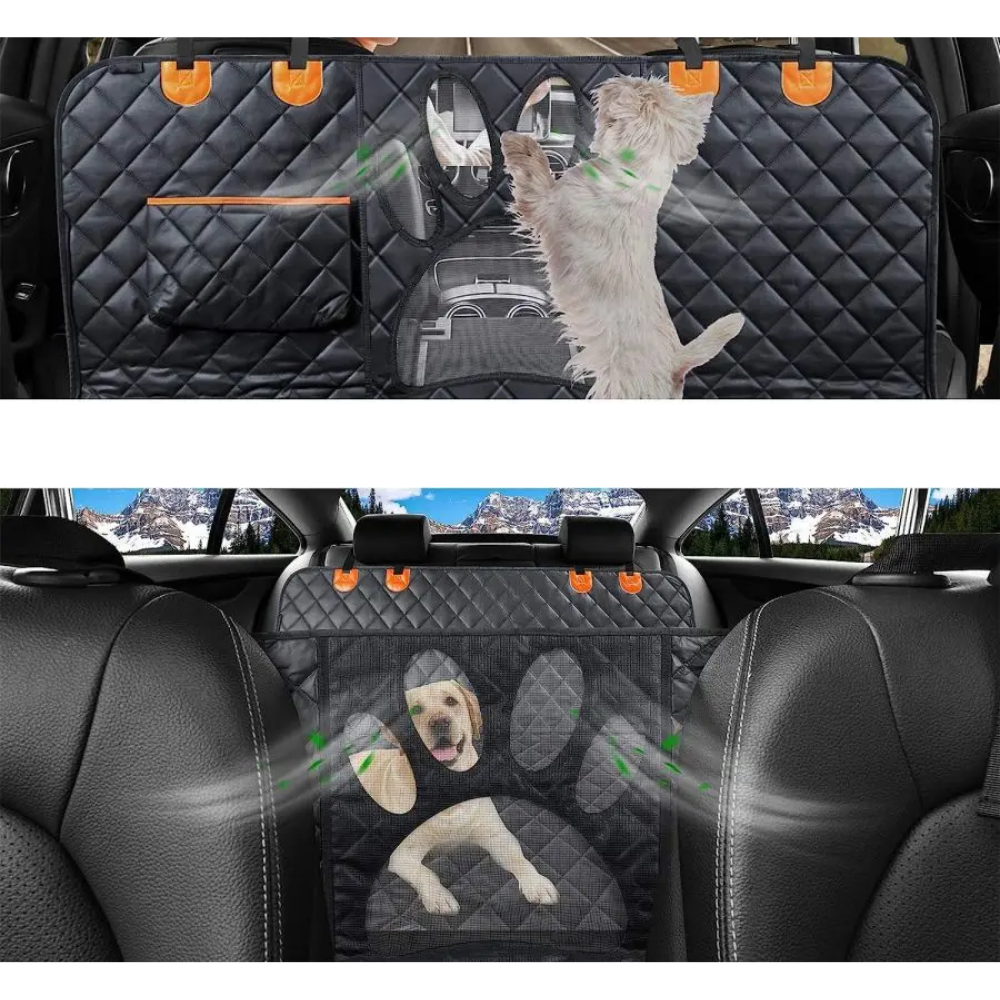 Detalle de la ventana de malla de la funda protectora de coche para perro
