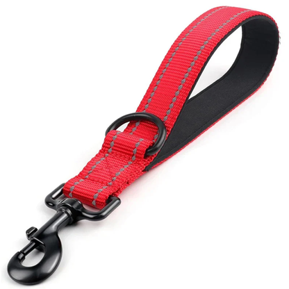 Material reflectante de la correa corta para perro
